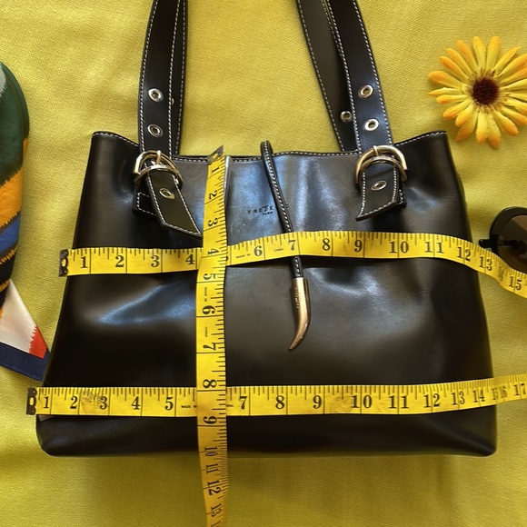 🌺 FREDERIC PARIS; Beautiful Black Leather Medium-Sized Handbag in GREAT Shape!! - Picture 15 of 16
